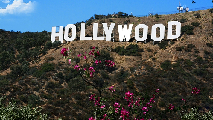 hollywood sign