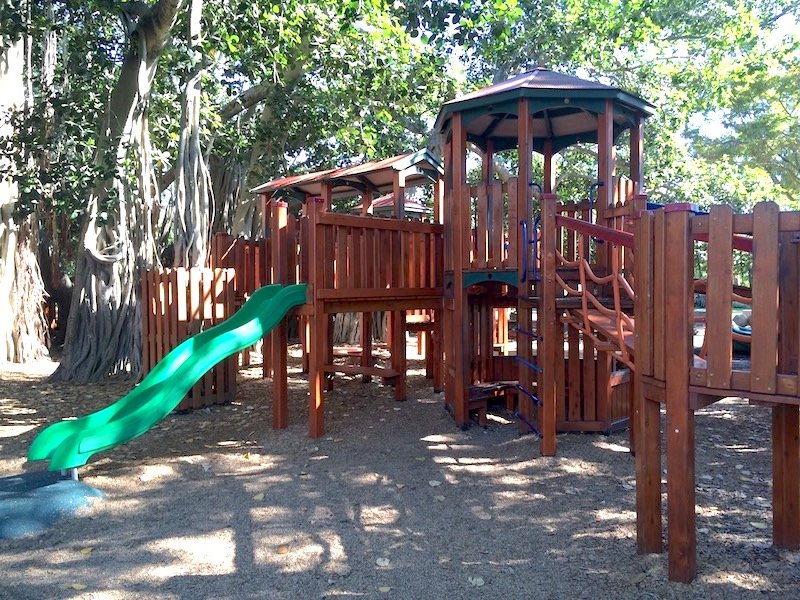 new farm park fort for kids 800