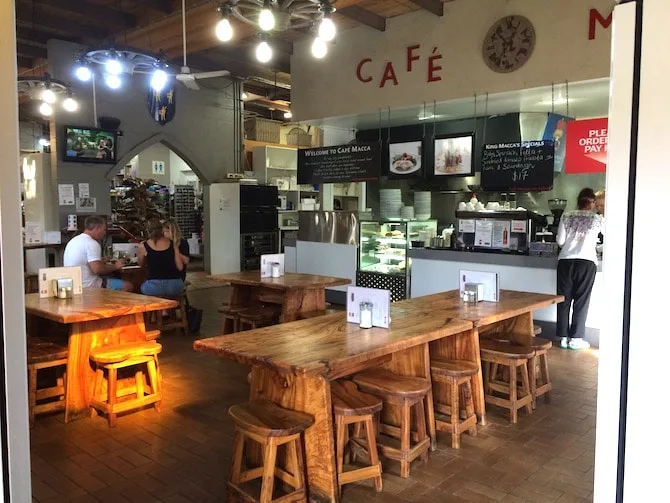 macadamia castle cafe in byron bay