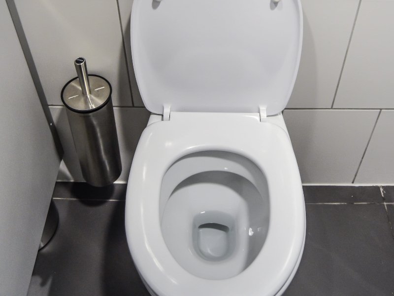 find a toilet in london pic 800