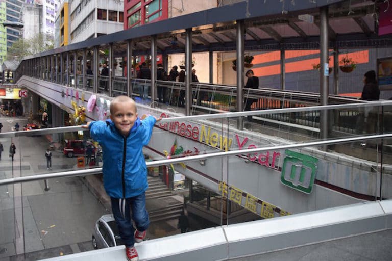 ULTIMATE GUIDE TO THE LONGEST ESCALATOR IN THE WORLD!