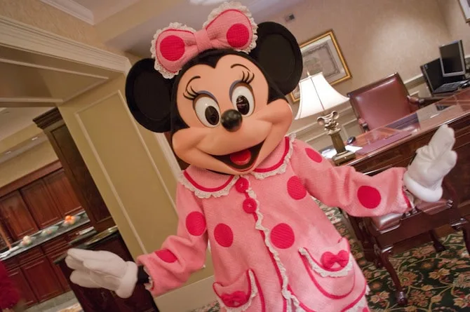 hong kong disneyland hotel - minnie mouse pic 