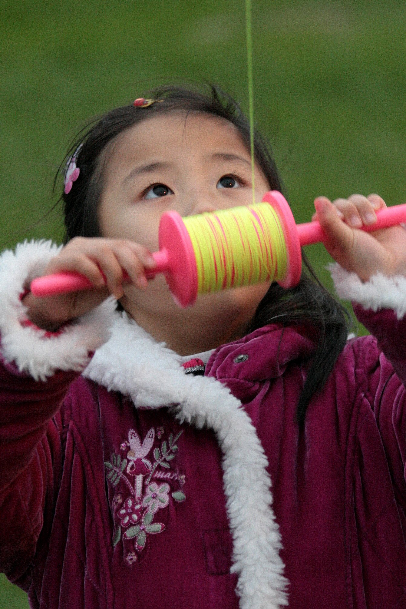 kite flying by tommy wong flickr