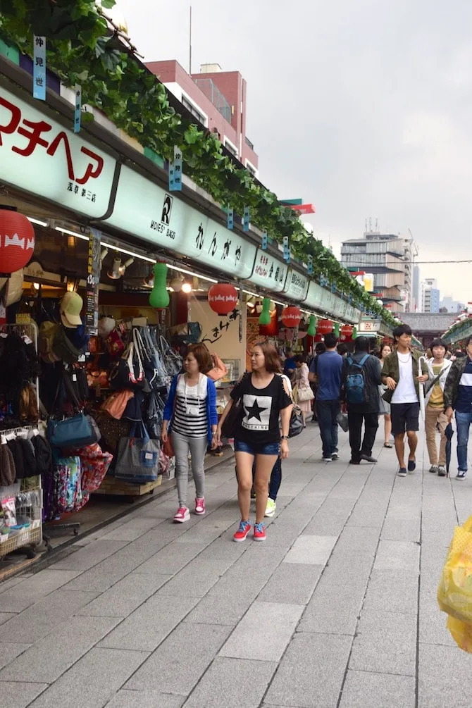 asakusa tokyo things to do shopping street