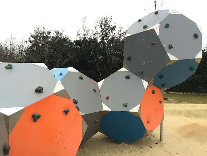 marylebone green playground sphere blocks
