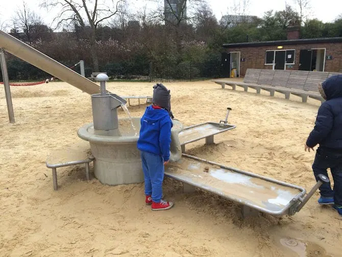 marylebone green playground water play