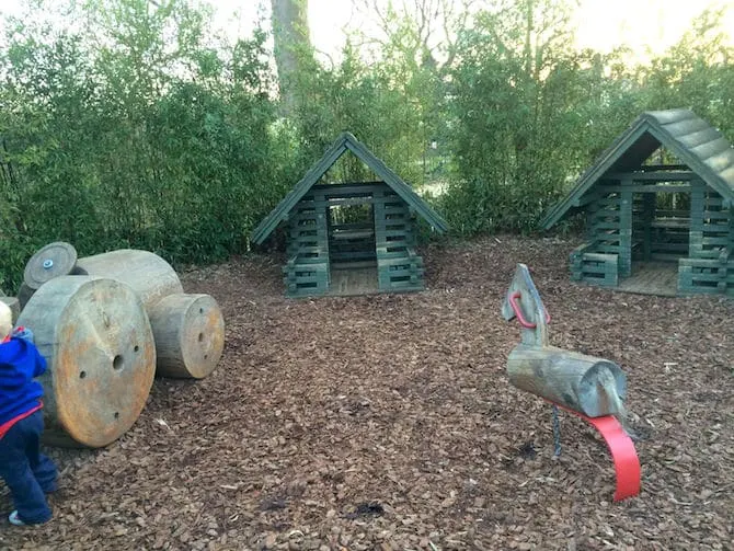 Visit ROAM THE GNOME Family Travel Website Directory for SUPER DOOPER FUN ideas for family vacations around the world. Search by city. Photo- Pirate Park Playground at Princess Diana Memorial playground Hyde Park wood houses