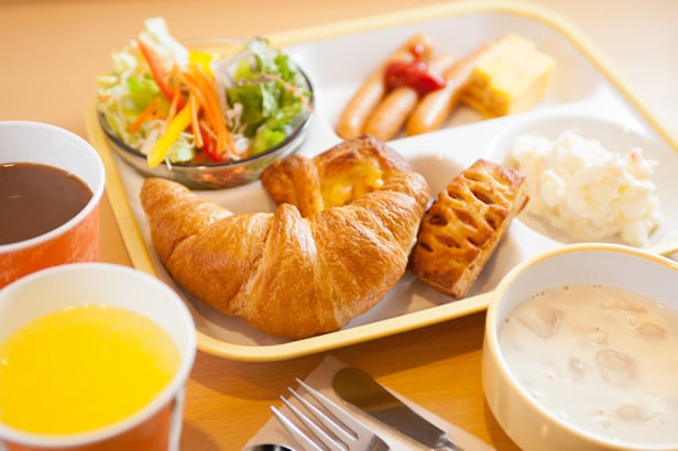 Super Hotel Shinjuku Kabukicho Review hot breakfast 