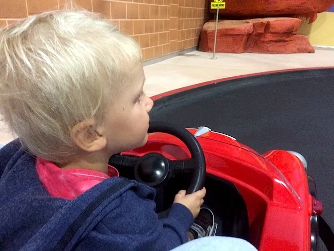 toddlers at movie world - junior driving school pic
