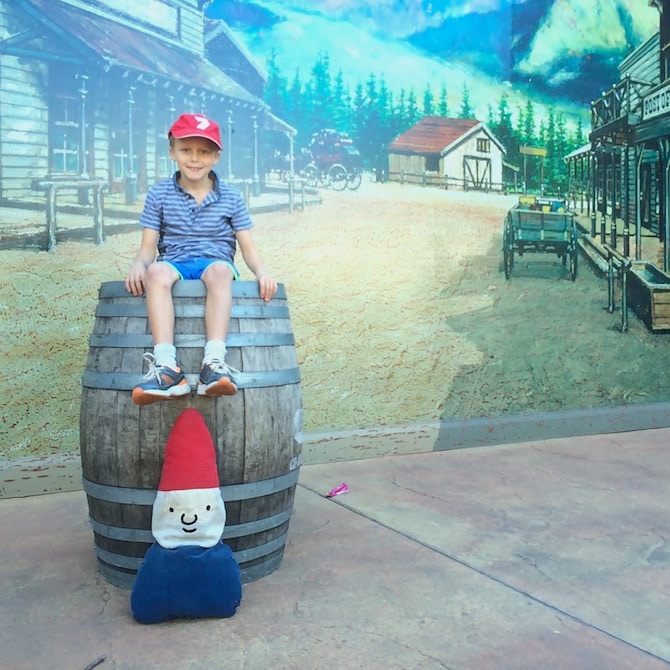 movieworld oldtime sign pic 