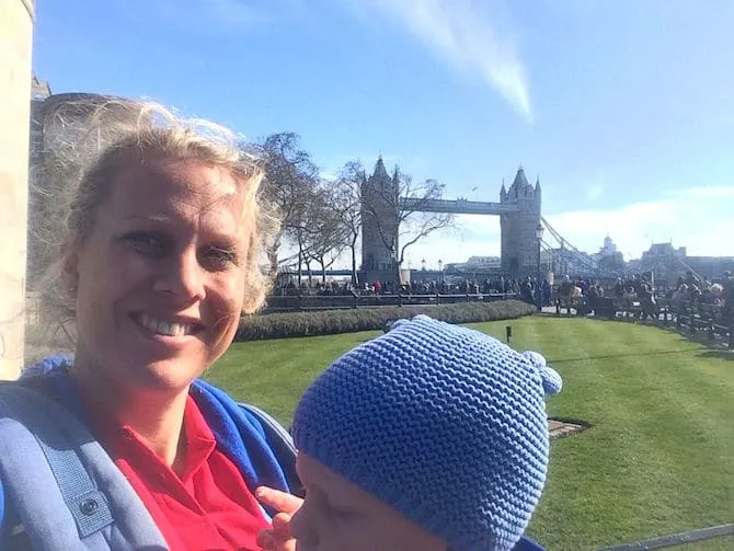 tower bridge selfie