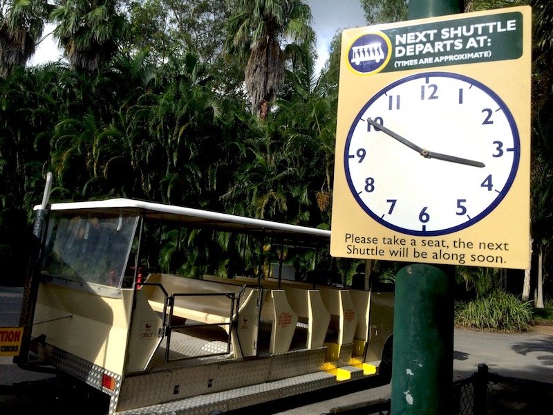 shuttle bus at australia zoo pic