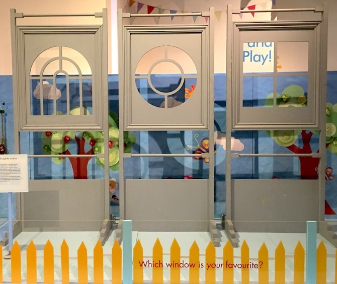 play-school-presenters-windows