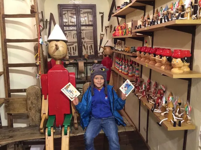 Pinocchio Toys Shop - postcards