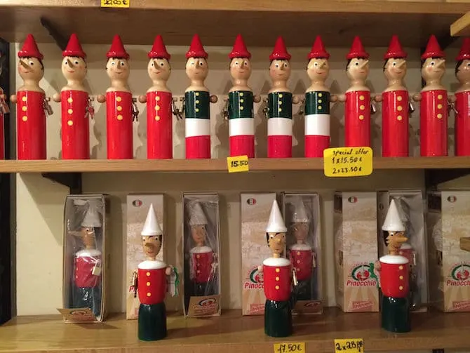 Pinocchio Toys shop Collodi dolls