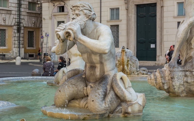 famous roman statues - things to do in piazza navona 