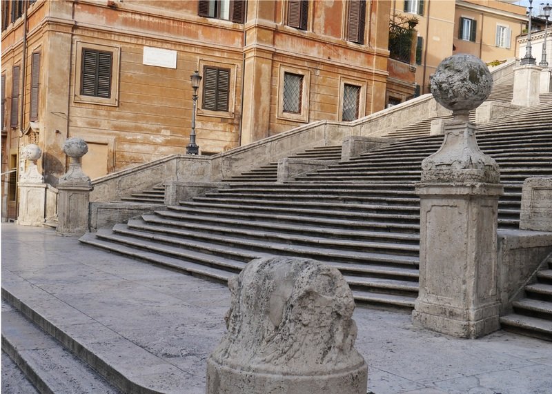 spanish steps close up pic 