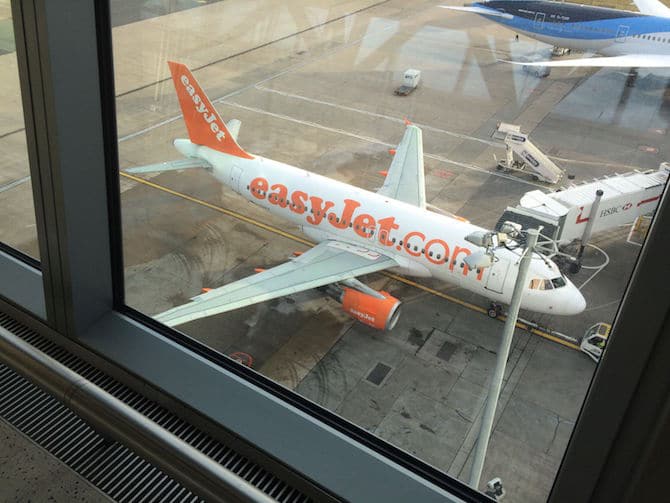 easyjet fun plane toy