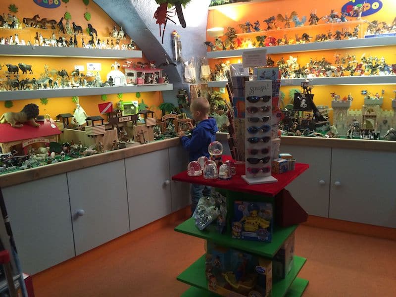 best toy stores