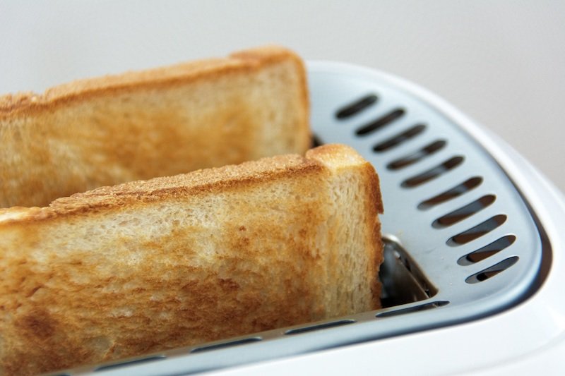 bali belly BRAT DIET - toast pic