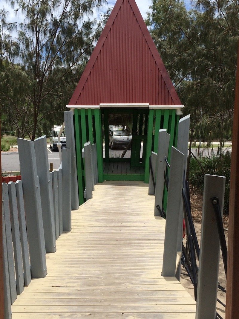 photo - hidden world playground fitzgibbon walkway