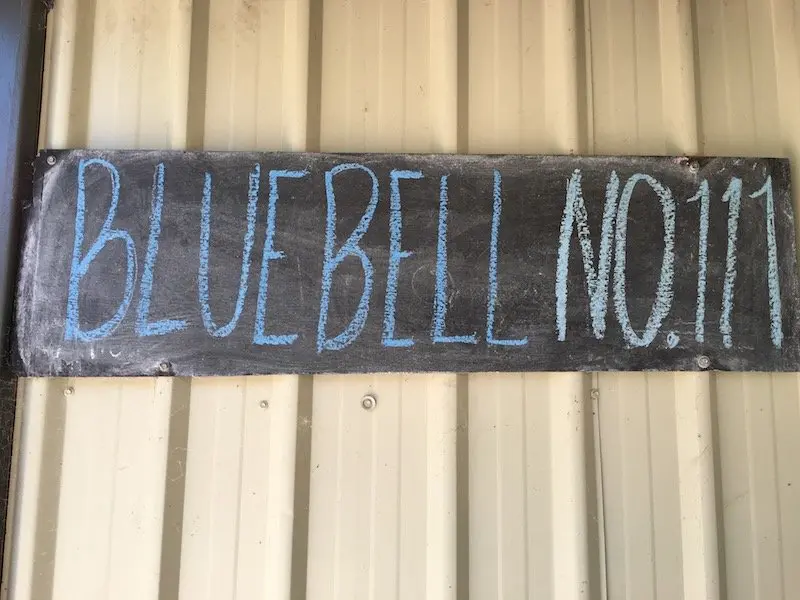 yarralumla play station bluebell train sign pic