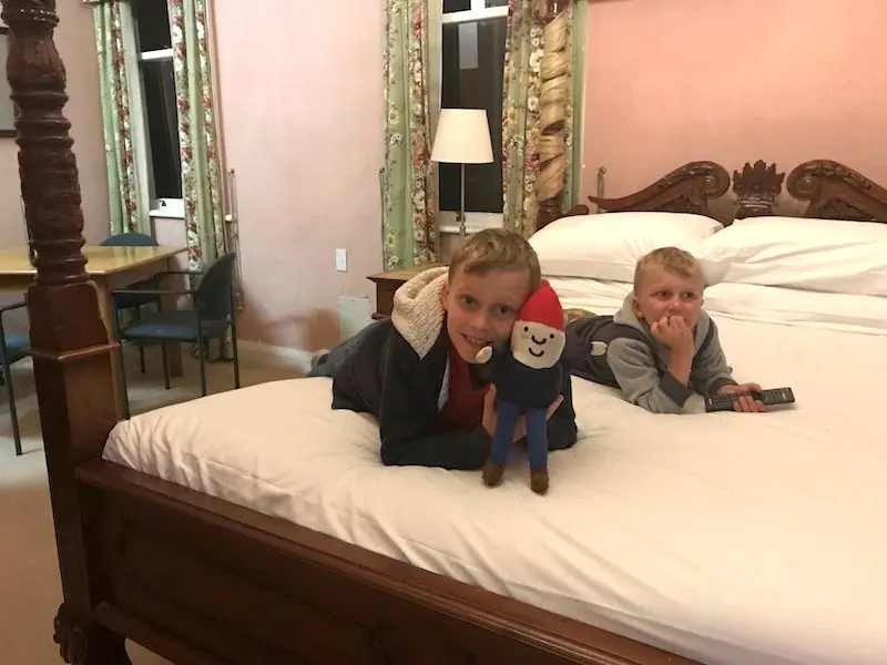 photo - waitomo caves hotel for kids