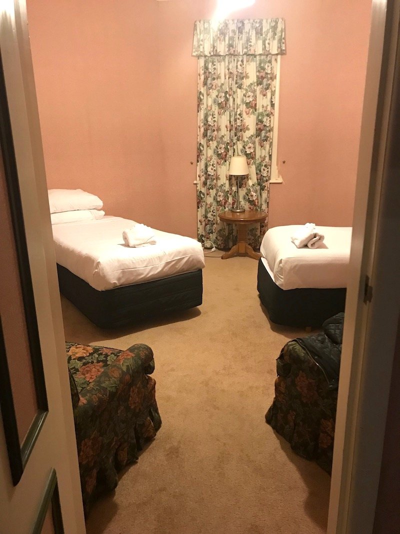 photo - waitomo caves hotel room
