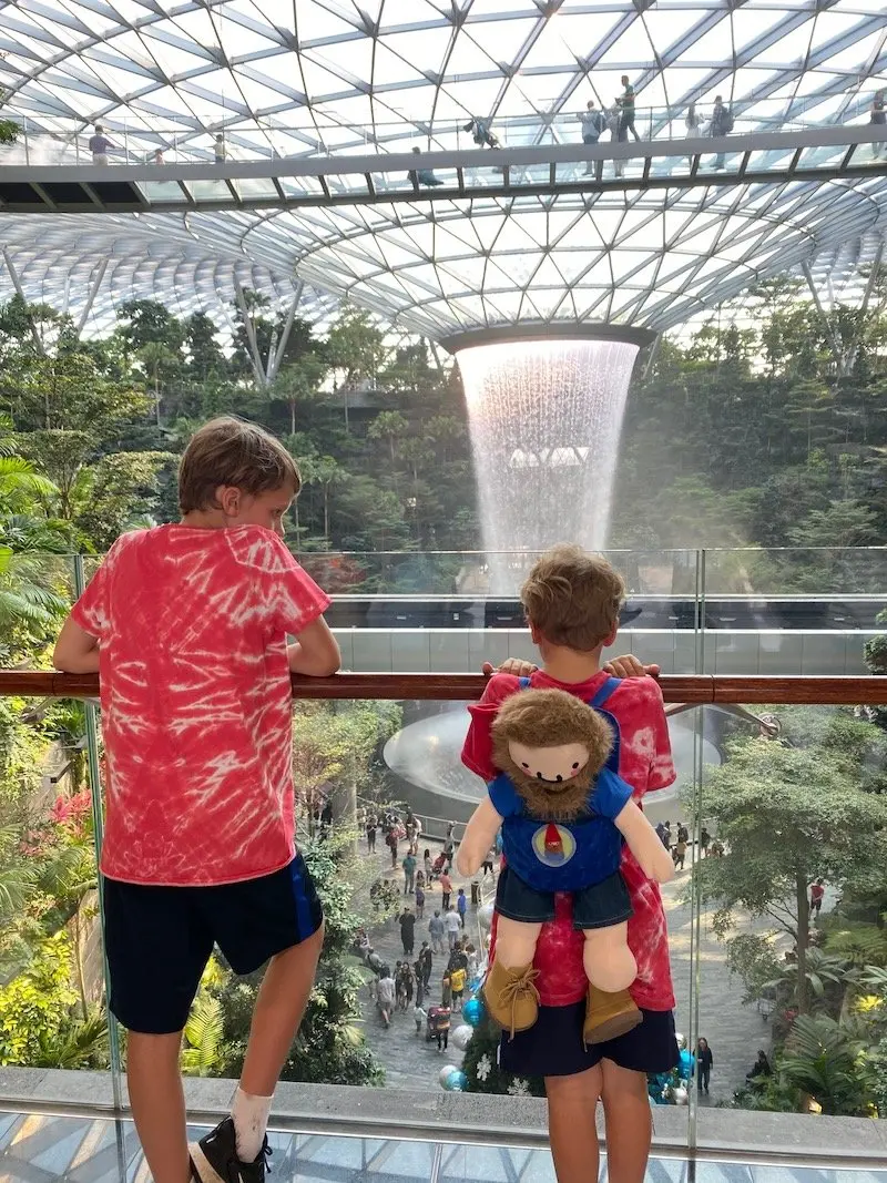 things to do at jewel changi airport pic 800