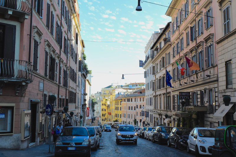 italian leather bags street in rome