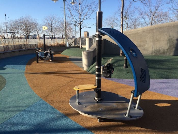 Hudson River Park New York Playground. ROAM THE GNOME Family Travel Website. Hundreds of fun ideas and activities to help you plan and book your next family vacation or weekend adventure.