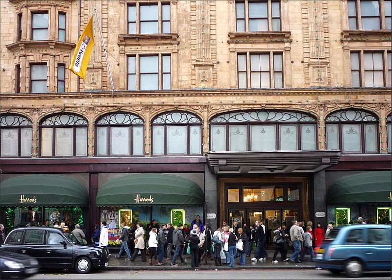 Harrods_Department_Store 