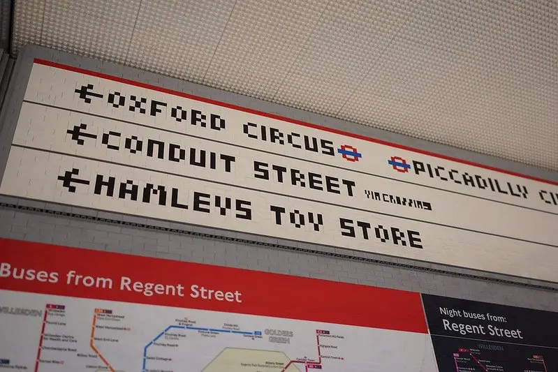 Hamleys deals nearest tube