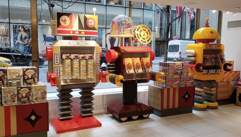 image - fao schwarz candy robots