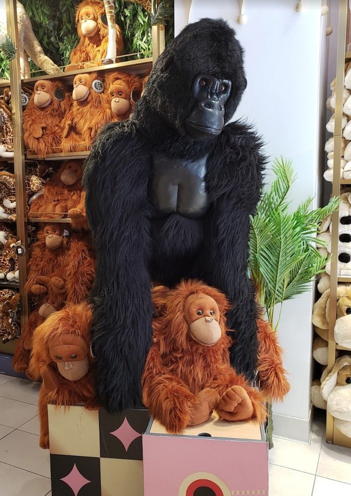 image - fao schwarz gorilla by country boy