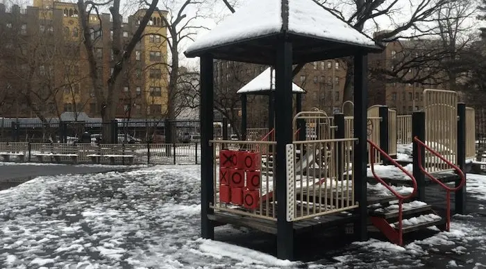 image - lincoln road playground fort 2