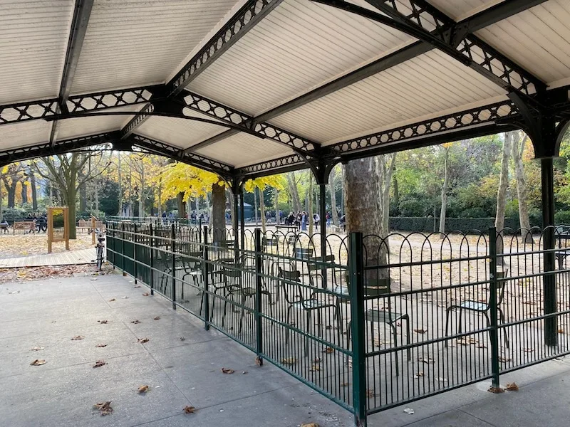 jardin du luxembourg playground pram parking pic