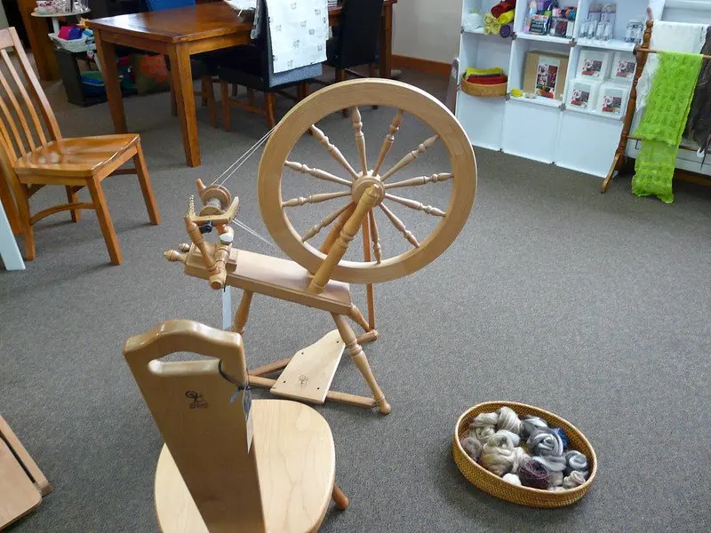 ashford spinning wheel by jane nearing 