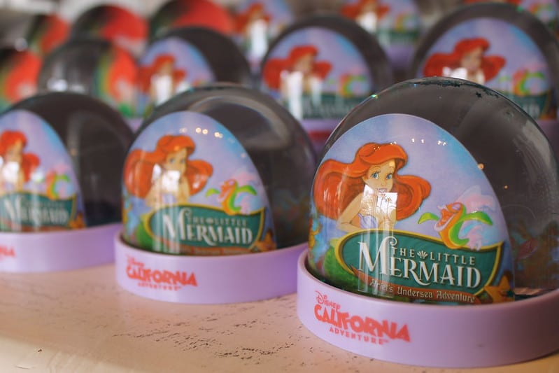 best disney gifts- little mermaid snow globes pic