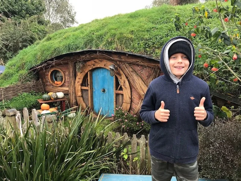 hobbiton movie set tours in new zealand hobbiton blue door pic