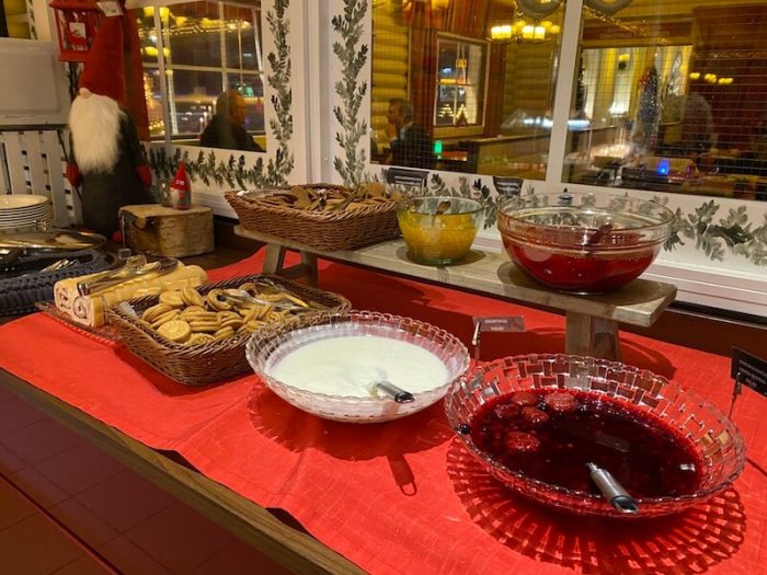 GUIDE TO CHRISTMAS HOUSE RESTAURANT &amp; COFFEE BAR