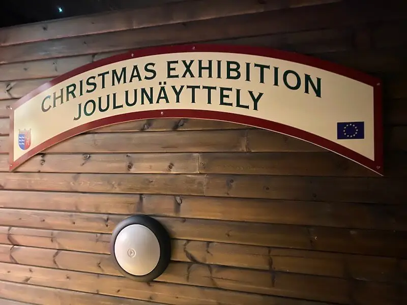 Image - Christmas house santa and exhibition