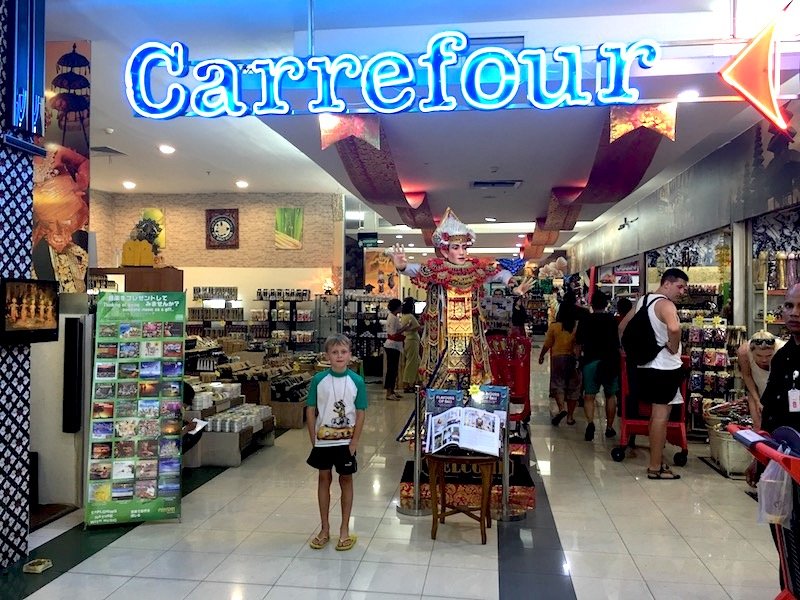 Carrefour Bali Supermarket entrance sign pic