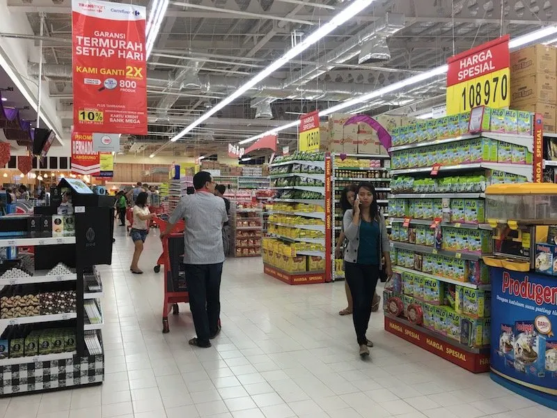 Carrefour sunset road Bali Supermarket specials aisle pic