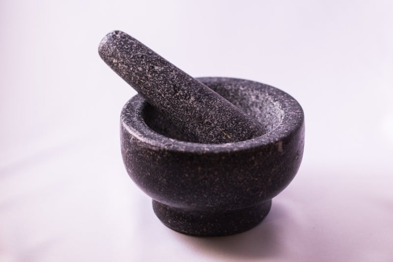 shopping in Bali for mortar and pestle pic