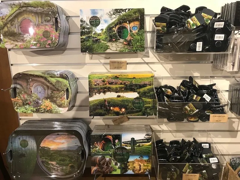 hobbiton gift shop plates & magnets