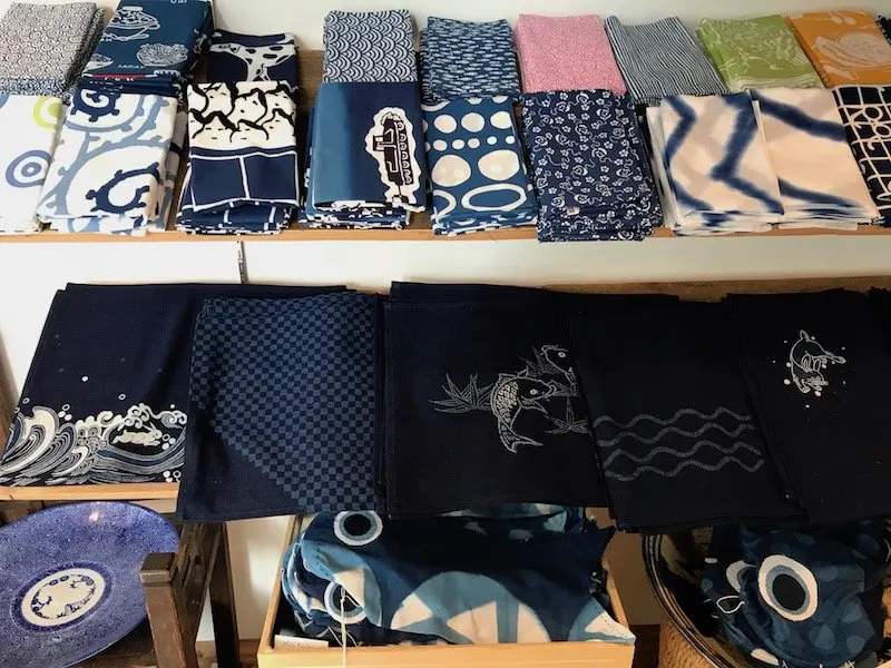 japanese indigo fabric shop pic