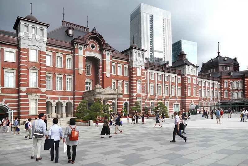 japanese snacks tokyo station bernard spragg PD