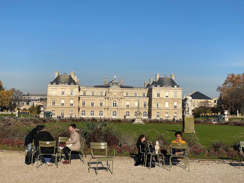 jardin du luxembourg gardens chairs