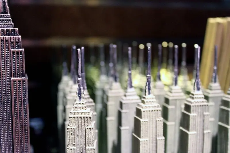 new york empire state building souvenirs pic by justiny8s